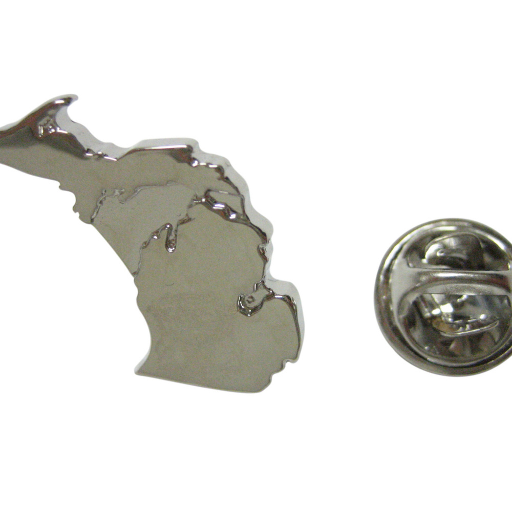 Michigan State Map Shape And Flag Design Lapel Pin - image 1